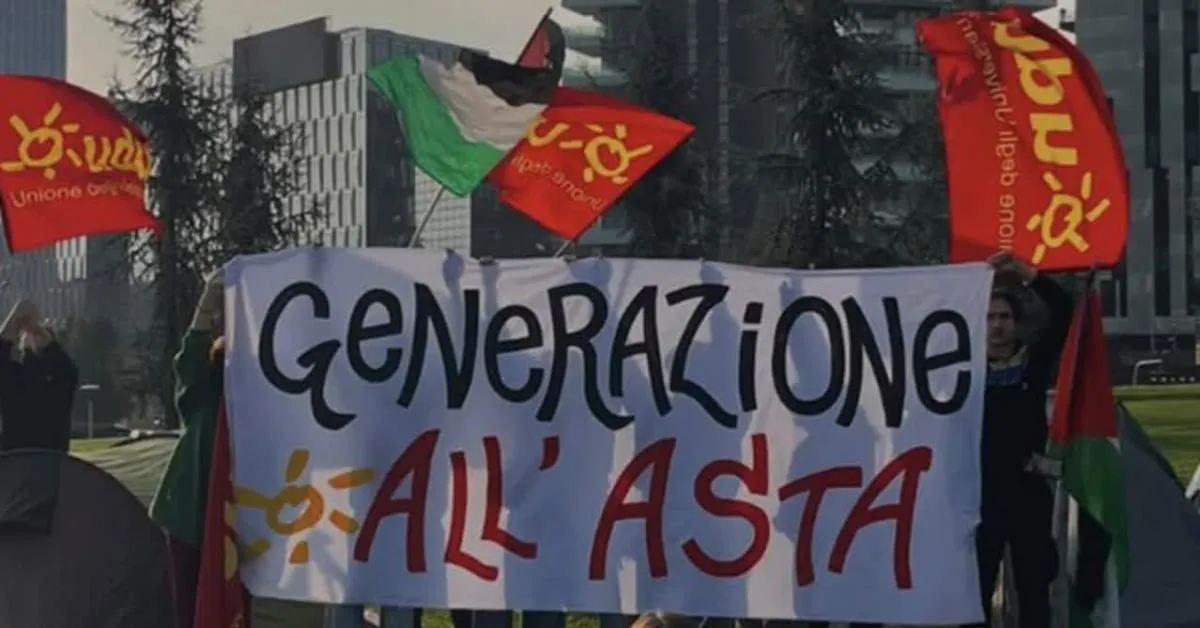 dopo la francia studenti in protesta anche in italia da torino a roma cortei contro caro affitti decreto scuola stipendi bassi video da Ilgiornaleditalia.it dopo la francia studenti in protesta anche in italia da torino a roma cortei contro caro affitti decreto scuola stipendi bassi video