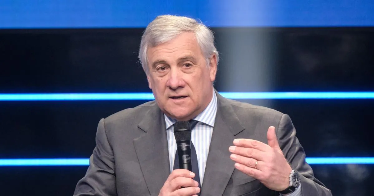 manovra tajani in cdm scostamento da 7 mld8364 per il 2026 per riarmo ed energia presenteremo proposte a bruxelles da Ilgiornaleditalia.it manovra tajani in cdm scostamento da 7 mld8364 per il 2026 per riarmo ed energia presenteremo proposte a bruxelles
