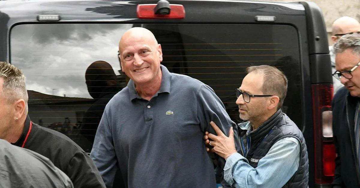 delitto pike a miami concessa a chico forti la semilibert224 dal tribunale di verona obbligo di rientro in carcere ogni sera da Ilgiornaleditalia.it delitto pike a miami concessa a chico forti la semilibert224 dal tribunale di verona obbligo di rientro in carcere ogni sera
