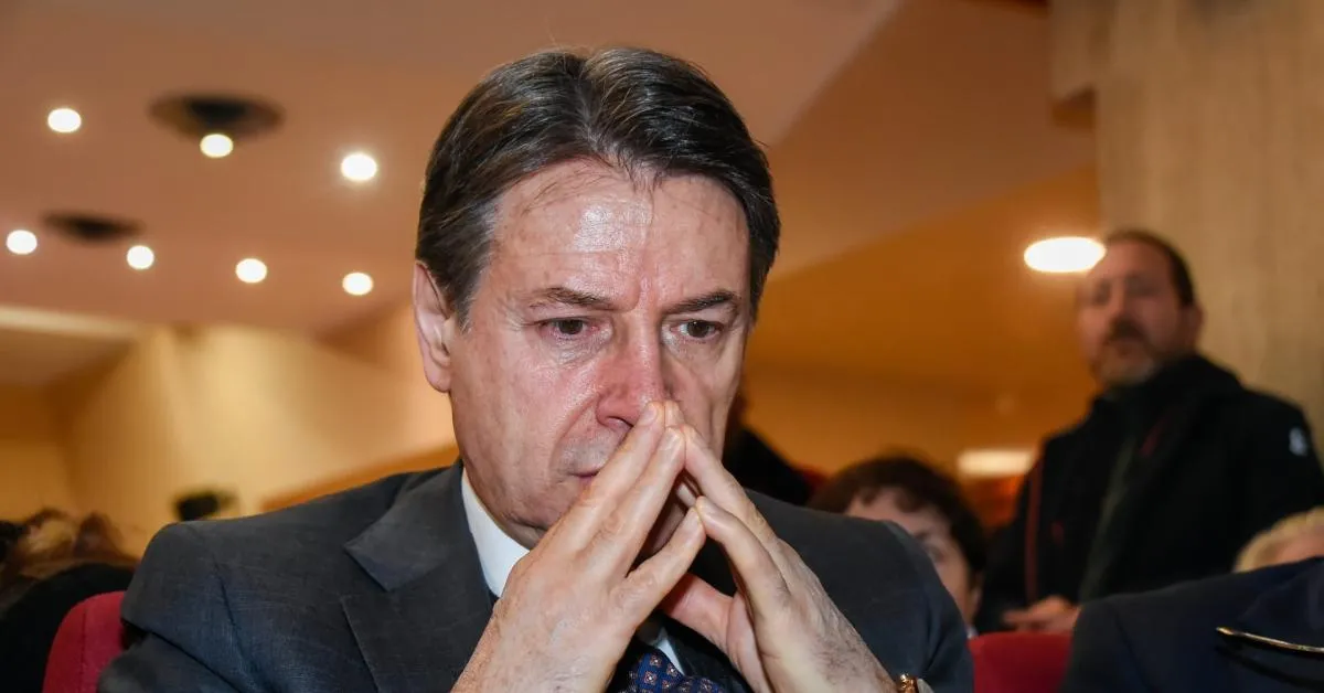 m5s i 20 punti del programma dallo stop alle armi a kiev al salario minimo dallo ius scholae al no al rearm eu
