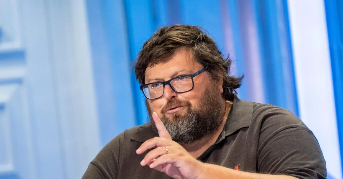adinolfi al gip volevo andare alle world series di poker per restituire i 47 mln 8364 truffati ma mi avete arrestato da Ilgiornaleditalia.it adinolfi al gip volevo andare alle world series di poker per restituire i 47 mln 8364 truffati ma mi avete arrestato