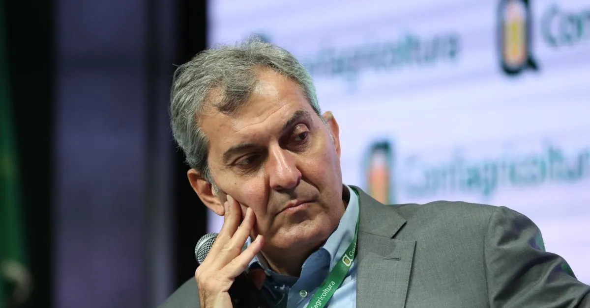 elezioni milano 2026 calabresi si candida a sindaco ma aspetta la chiamata del pd e schlein voglio provare a impegnarmi da Ilgiornaleditalia.it elezioni milano 2026 calabresi si candida a sindaco ma aspetta la chiamata del pd e schlein voglio provare a impegnarmi