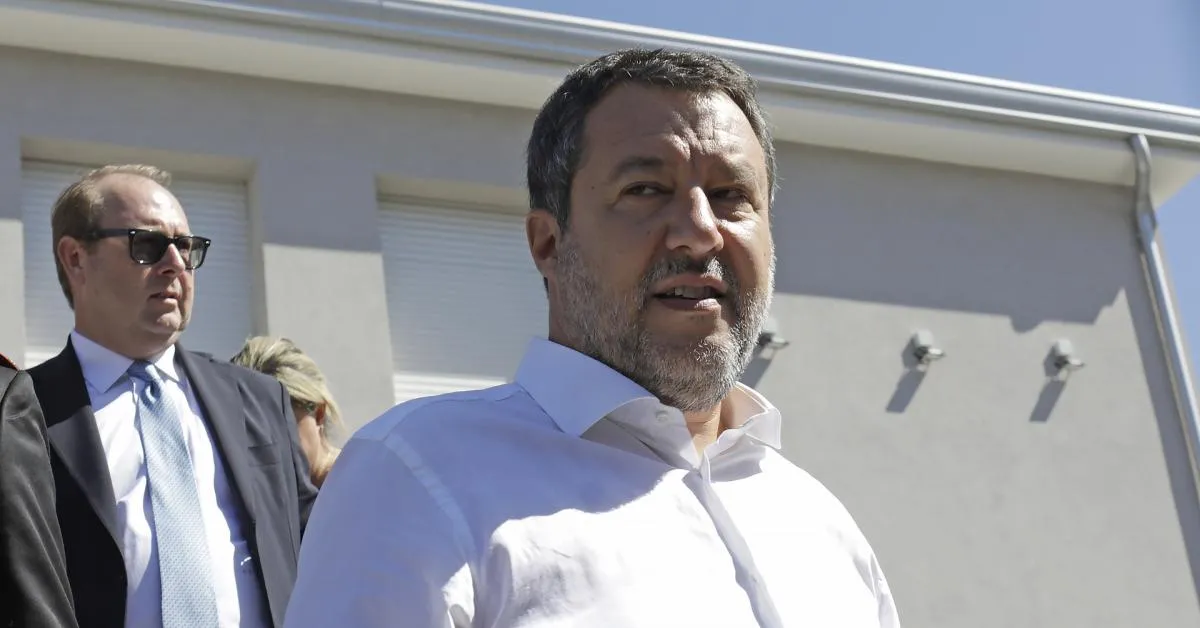 lega salvini ai ribelli s236 a due associazioni una anche al sud ma i governatori frenano rinviato vertice di venerd236