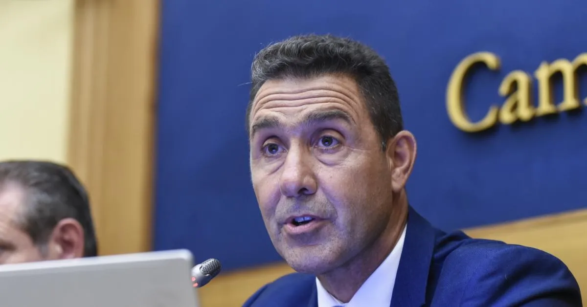 vannacci contro tutti o tutti contro vannacci adesso ci si mette anche la procura militare ad aprire un indagine da Ilgiornaleditalia.it vannacci contro tutti o tutti contro vannacci adesso ci si mette anche la procura militare ad aprire un indagine
