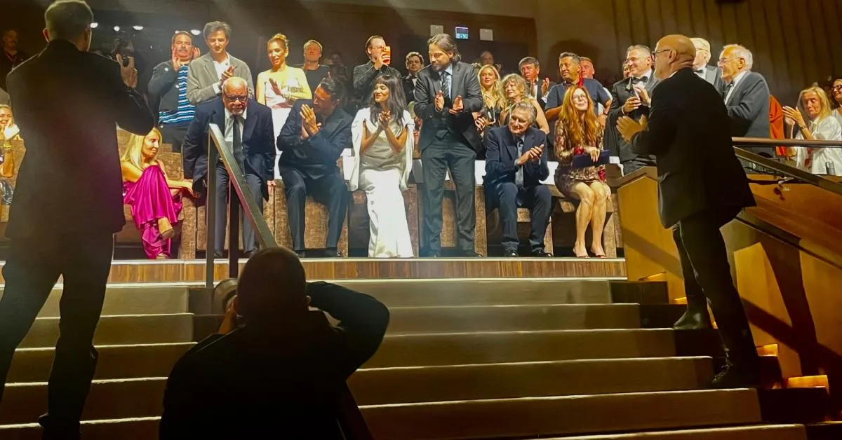 festival di venezia standing ovation a the basics of philosophy di schrader con bill pullman e jack huston da Ilgiornaleditalia.it festival di venezia standing ovation a the basics of philosophy di schrader con bill pullman e jack huston