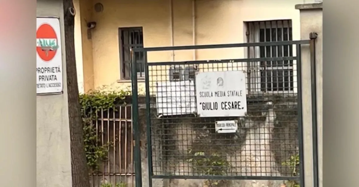 mestre nella scuola giulio cesare rimasti solo bengalesi fuga del personale difficolt224 di dialogo per la lingua da Ilgiornaleditalia.it mestre nella scuola giulio cesare rimasti solo bengalesi fuga del personale difficolt224 di dialogo per la lingua