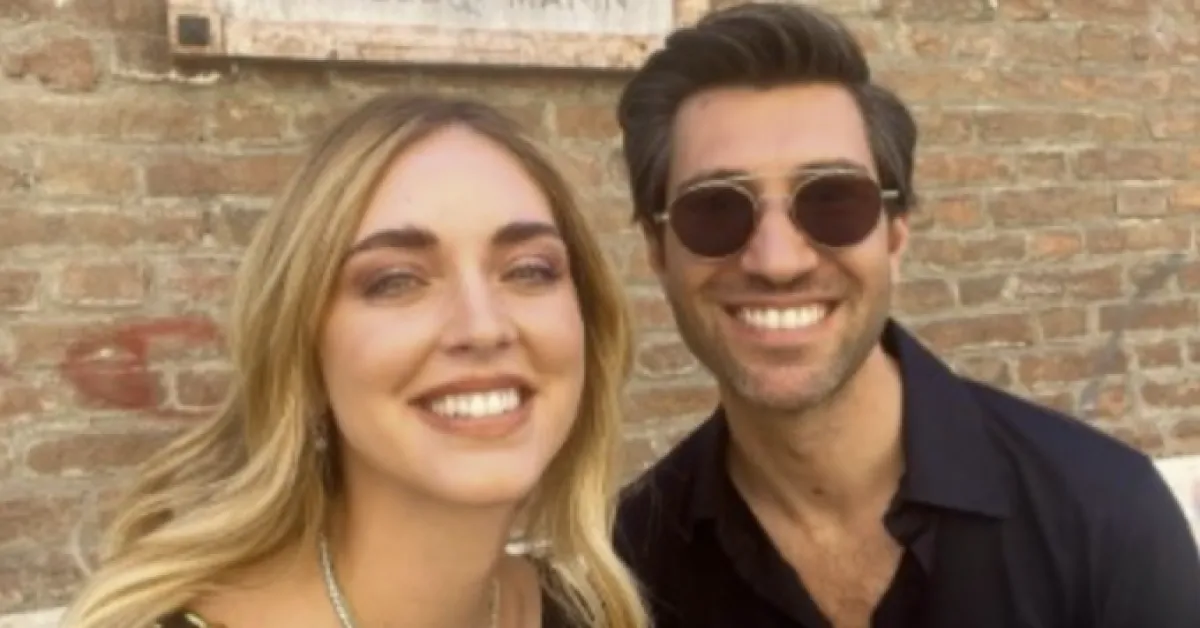 chiara ferragni festeggia 25 anni di amicizia con filippo fiora nel suo attico di milano ha progettato la mia casa da Ilgiornaleditalia.it chiara ferragni festeggia 25 anni di amicizia con filippo fiora nel suo attico di milano ha progettato la mia casa