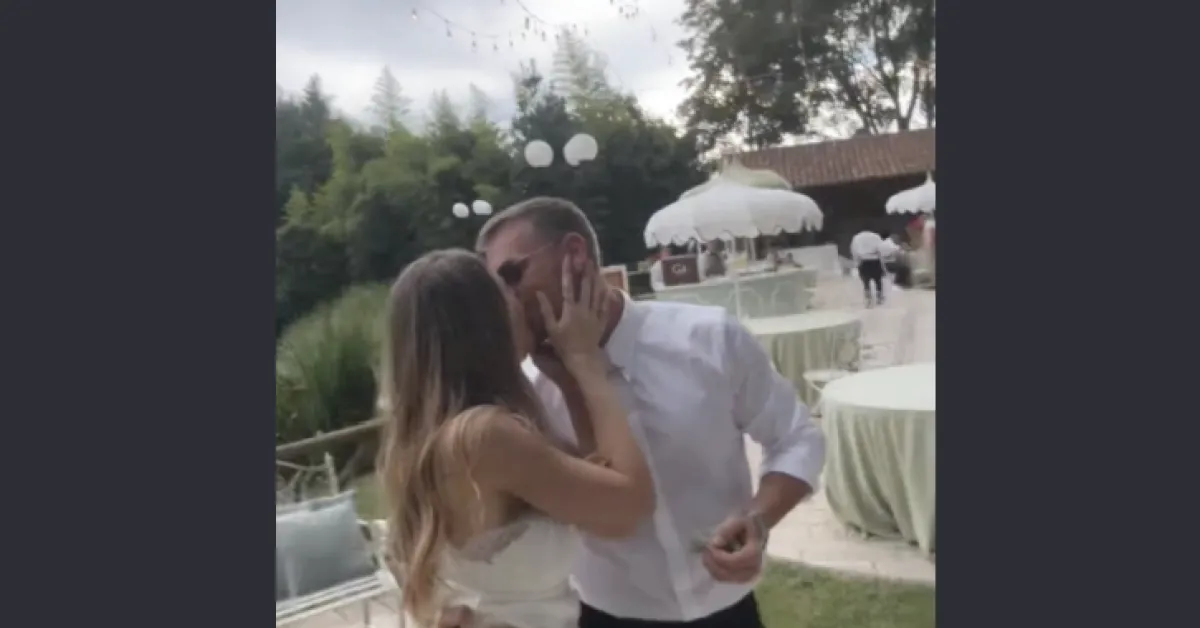 ilary blasi e bastian muller si sono sposati matrimonio con rito civile a palazzo tolla e festa riservata a villa cimbrone da Ilgiornaleditalia.it ilary blasi e bastian muller si sono sposati matrimonio con rito civile a palazzo tolla e festa riservata a villa cimbrone