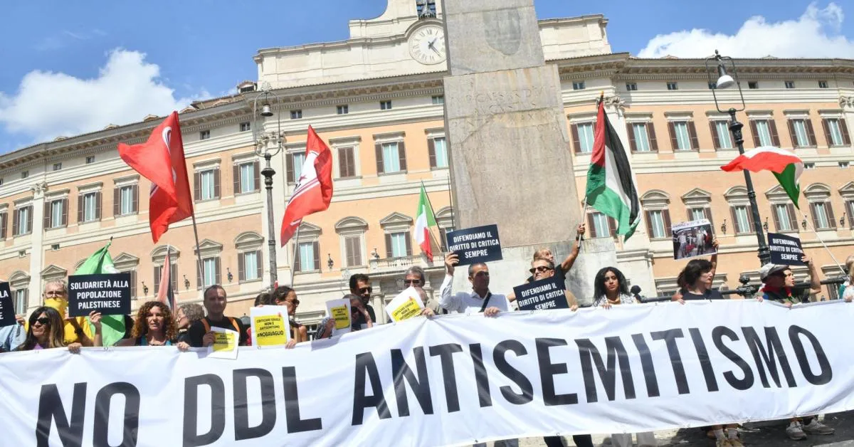 ddl antisemitismo cos 232 la definizione ihra alla base del testo che censura la critica verso israele e gli israeliani da Ilgiornaleditalia.it ddl antisemitismo cos 232 la definizione ihra alla base del testo che censura la critica verso israele e gli israeliani