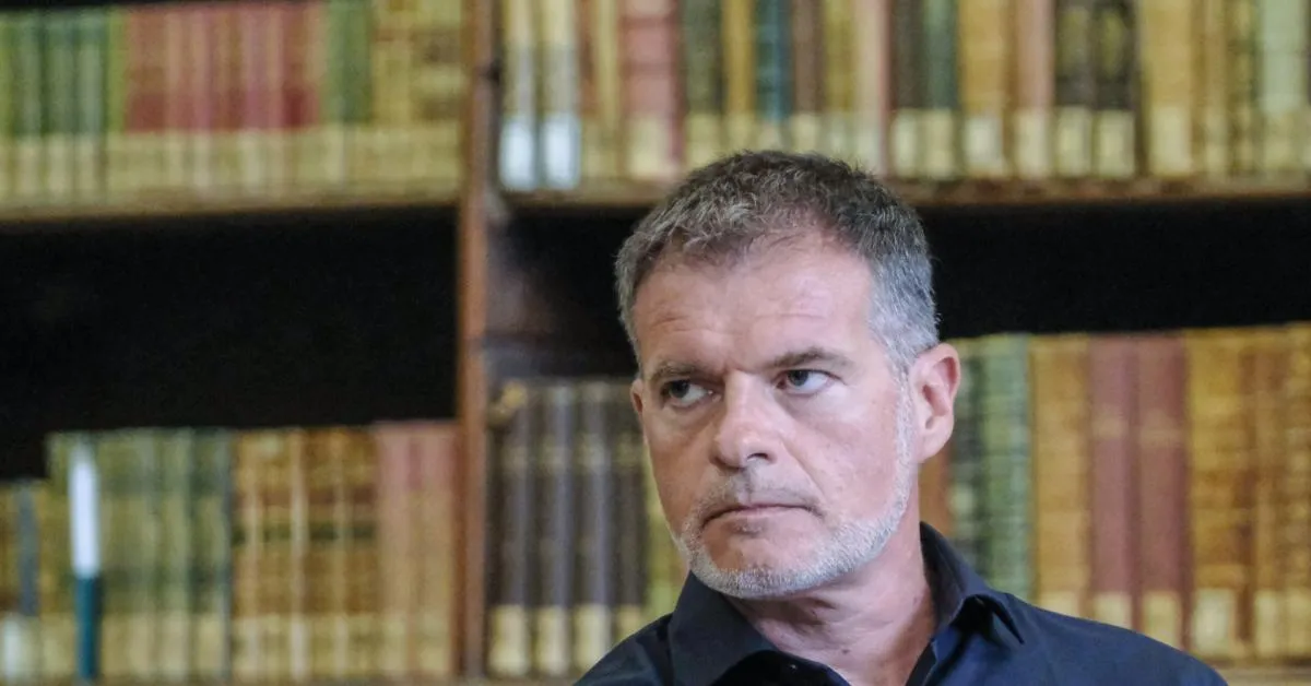 il monologo di stefano massini sui migranti e i campi di pomodoro la lotta al razzismo non deve essere alibi per giustificare lo sfruttamento da Ilgiornaleditalia.it il monologo di stefano massini sui migranti e i campi di pomodoro la lotta al razzismo non deve essere alibi per giustificare lo sfruttamento