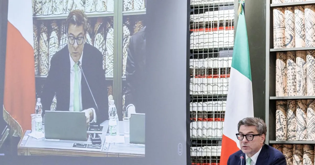 bollette giorgetti tratta con l8217ue sui 72 miliardi per l8217energia manovra 2027 senza nuovo deficit per le altre misure da Ilgiornaleditalia.it bollette giorgetti tratta con l8217ue sui 72 miliardi per l8217energia manovra 2027 senza nuovo deficit per le altre misure