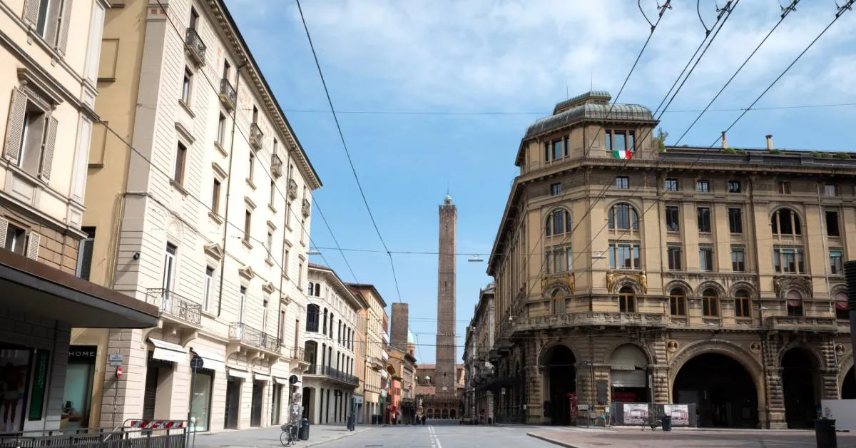 caro affitti a bologna il 372 cerca o vive fuori citt224 per il 93 il canone supera un terzo del reddito