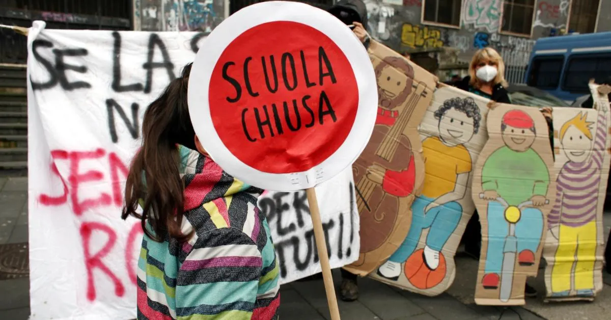 napoli oltre 10 scuole occupate e lezioni ferme sequestrate maschere e catene proteste studentesche contro le misure di valditara da Ilgiornaleditalia.it napoli oltre 10 scuole occupate e lezioni ferme sequestrate maschere e catene proteste studentesche contro le misure di valditara