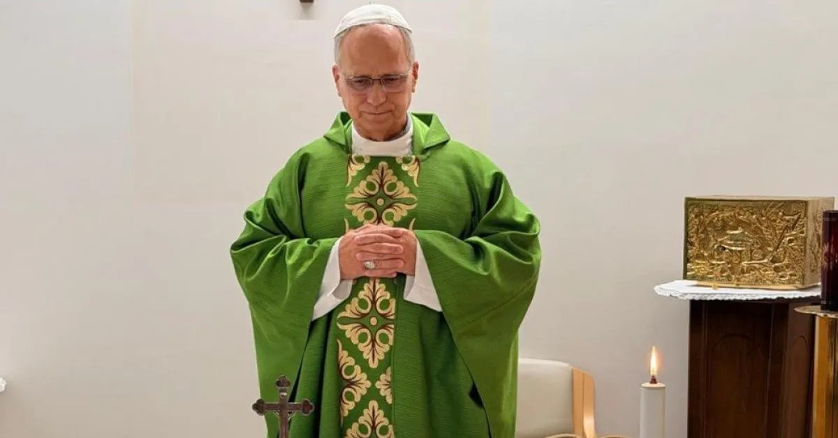 papa leone xiv le prime foto dopo l intervento costante miglioramento celebra messa domenica l angelus al gemelli da Ilgiornaleditalia.it papa leone xiv le prime foto dopo l intervento costante miglioramento celebra messa domenica l angelus al gemelli