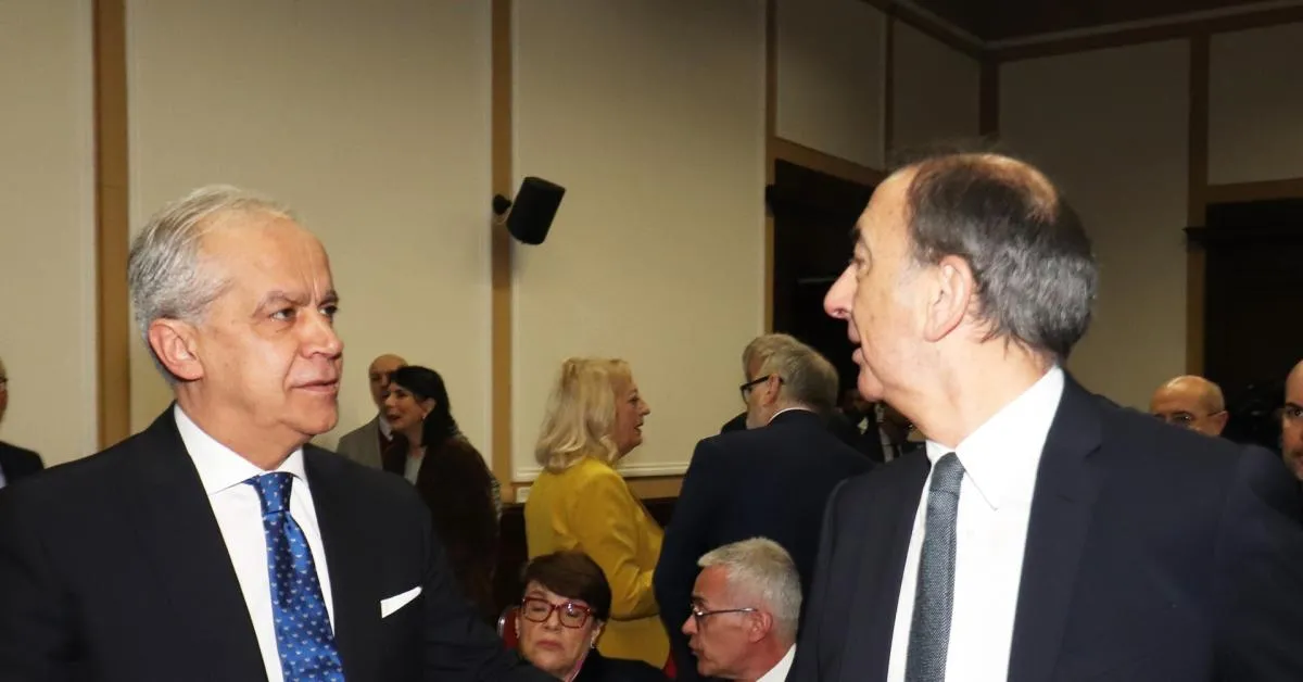 scontri a milano sala pochi 200 poliziotti piantedosi radical chic che non riesce a condannare i violenti da Ilgiornaleditalia.it scontri a milano sala pochi 200 poliziotti piantedosi radical chic che non riesce a condannare i violenti