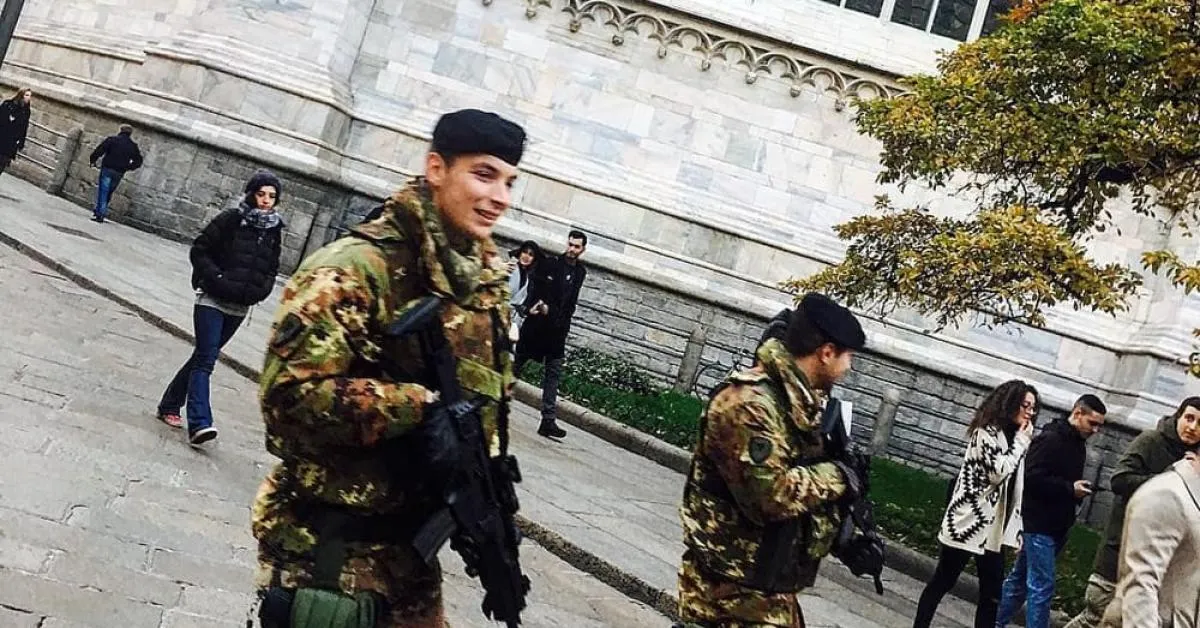guerriglia milano crosetto manda 500 militari mattarella violenza inaccettabile domani nuovo decreto sicurezza in cdm da Ilgiornaleditalia.it guerriglia milano crosetto manda 500 militari mattarella violenza inaccettabile domani nuovo decreto sicurezza in cdm