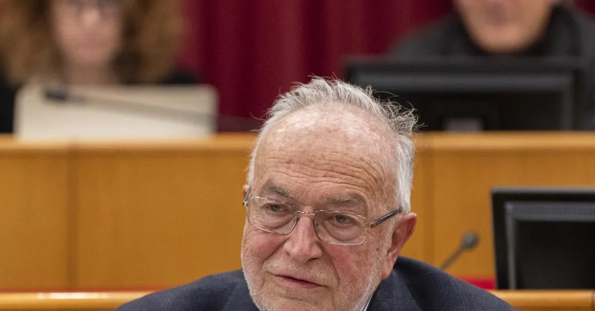 legge elettorale ugo de siervo firma il ricorso a firenze attentato alla carta il provvedimento va demolito da Ilgiornaleditalia.it legge elettorale ugo de siervo firma il ricorso a firenze attentato alla carta il provvedimento va demolito