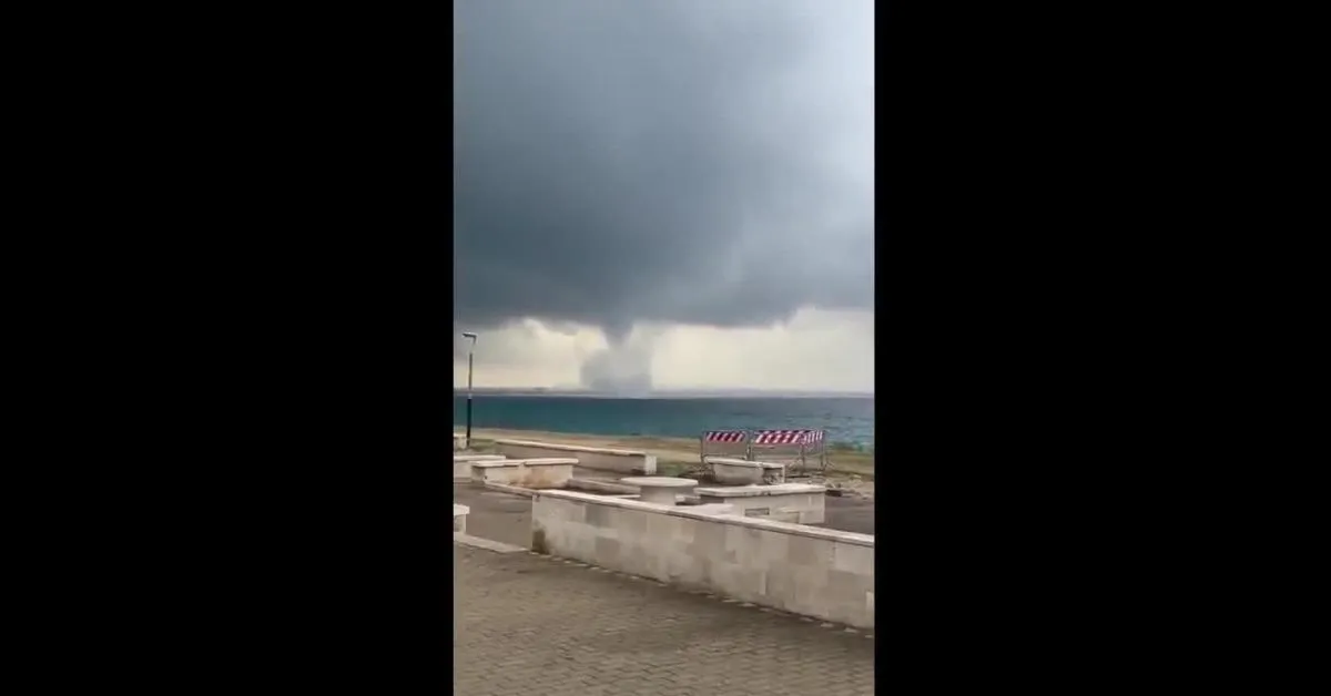maltempo in sud italia doppia tromba d aria a marsala piogge e allagamenti a bari a lipari torrenti esondati video da Ilgiornaleditalia.it maltempo in sud italia doppia tromba d aria a marsala piogge e allagamenti a bari a lipari torrenti esondati video