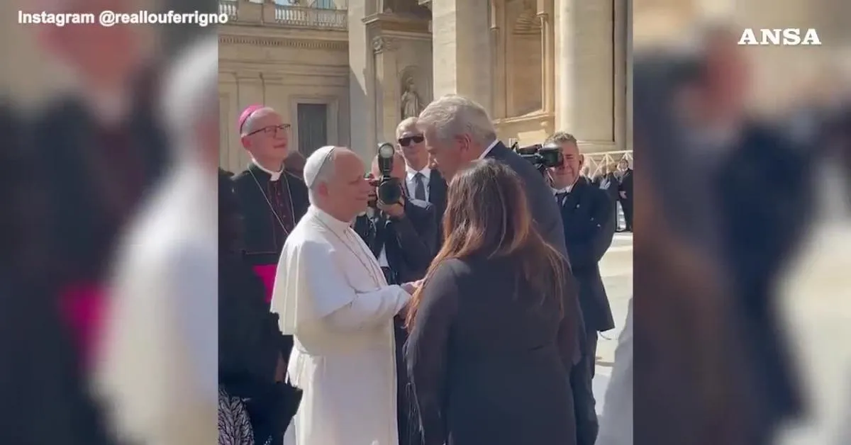 roma incontro tra hulk lou ferrigno e papa leone in vaticano l attore coronato un sogno d infanzia video da Ilgiornaleditalia.it roma incontro tra hulk lou ferrigno e papa leone in vaticano l attore coronato un sogno d infanzia video