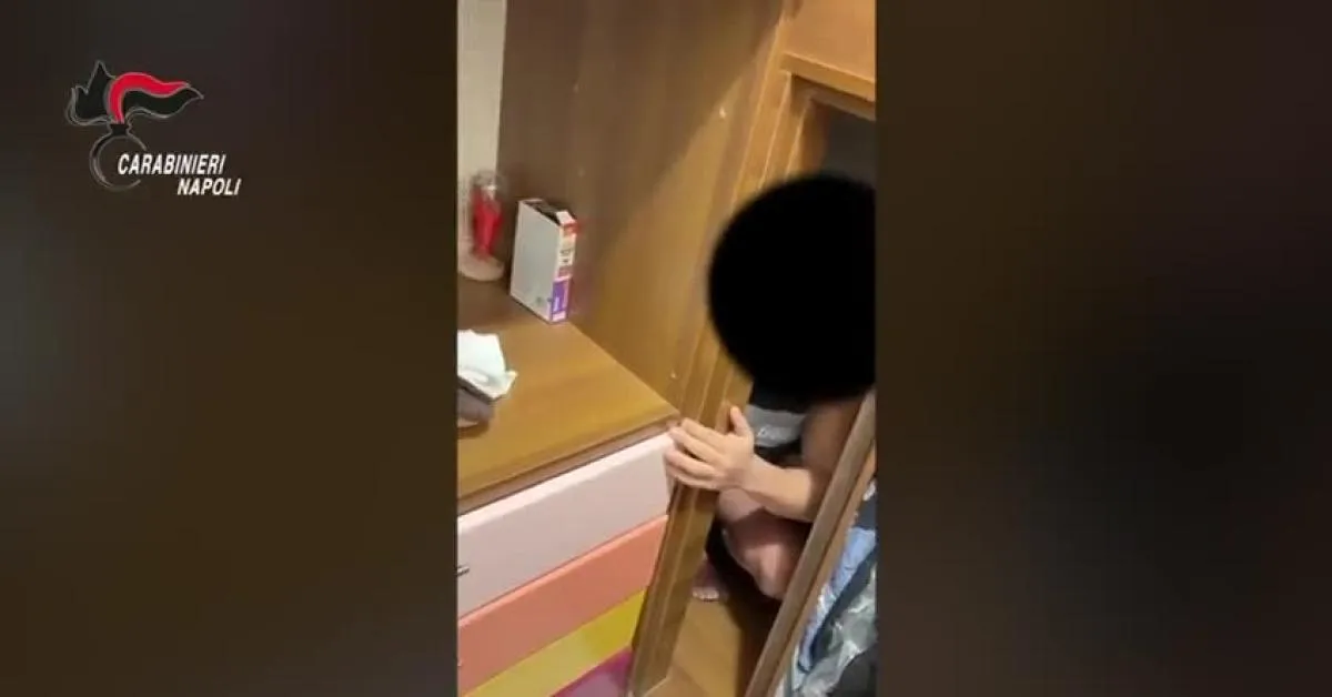 napoli latitante giuseppe del prete trovato dopo 8 mesi nascosto nell armadio esce e si complimenta con i carabinieri video da Ilgiornaleditalia.it napoli latitante giuseppe del prete trovato dopo 8 mesi nascosto nell armadio esce e si complimenta con i carabinieri video