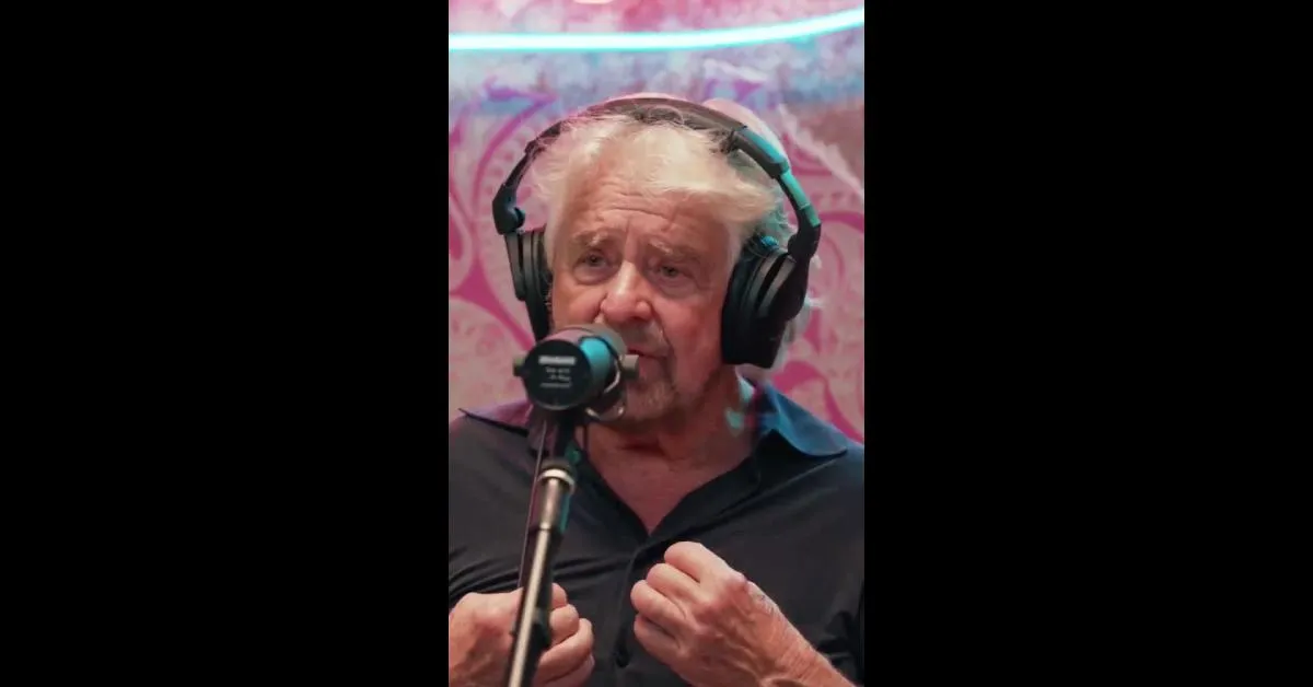 beppe grillo attacca conte a pulp podcast m5s in paralisi mentale guidato dall uomo che sussurrava ai cavilli video da Ilgiornaleditalia.it beppe grillo attacca conte a pulp podcast m5s in paralisi mentale guidato dall uomo che sussurrava ai cavilli video