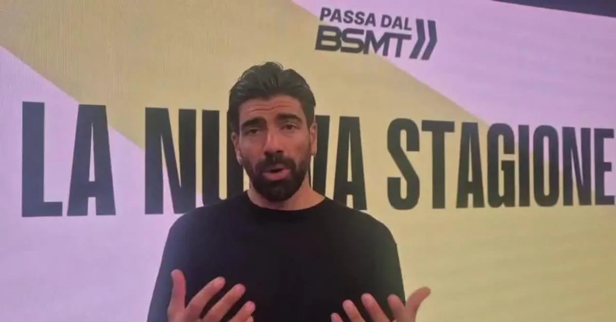 gianluca gazzoli torna con passa dal bsmt leclerc che aura sogno del piero al basement non vieni per fare il figo ma racconti la parte pi249 umana la video intervista a il giornale d italia da Ilgiornaleditalia.it gianluca gazzoli torna con passa dal bsmt leclerc che aura sogno del piero al basement non vieni per fare il figo ma racconti la parte pi249 umana la video intervista a il giornale d italia