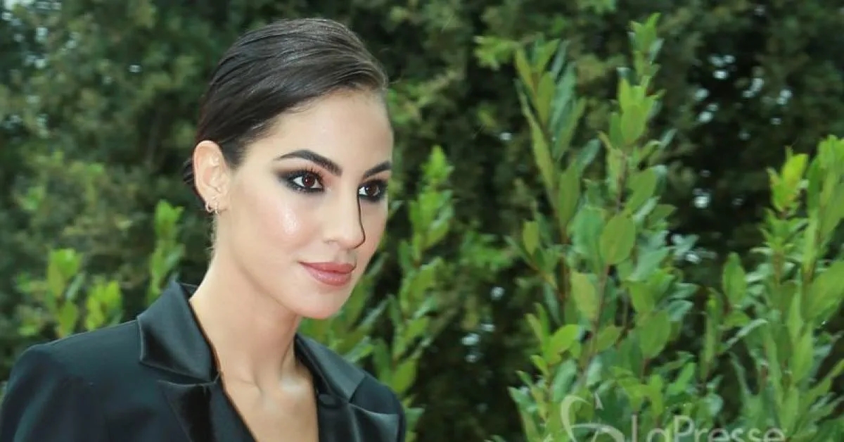 giulia de lellis e tony effe verso la separazione megan ria al gf vip non sai cosa c ho sotto carlucci su totti lo corteggio da decenni