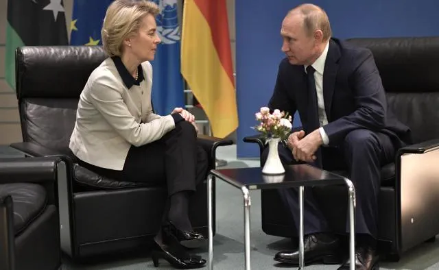 Ucraina, “Ue cercherà accordo con Putin, congelamento del fronte e no Kiev nella Nato o Donbass a Mosca e Kiev nella Nato”